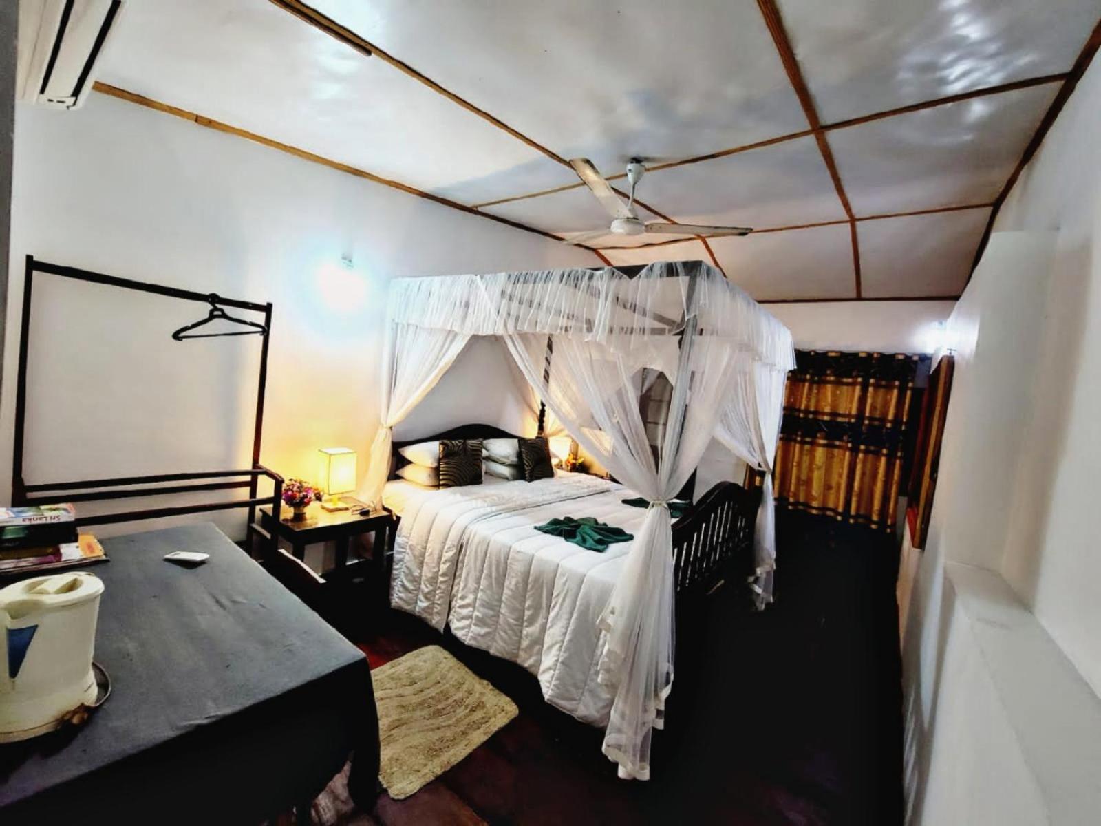Villa Blue Ocean Mirissa Extérieur photo